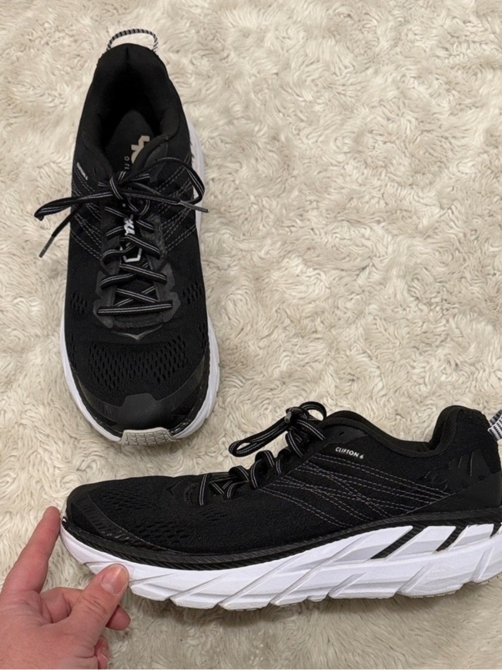 Hoka One One Clifton 6 in Black and white Mens Running Shoes
Athletic Sneakers 9
